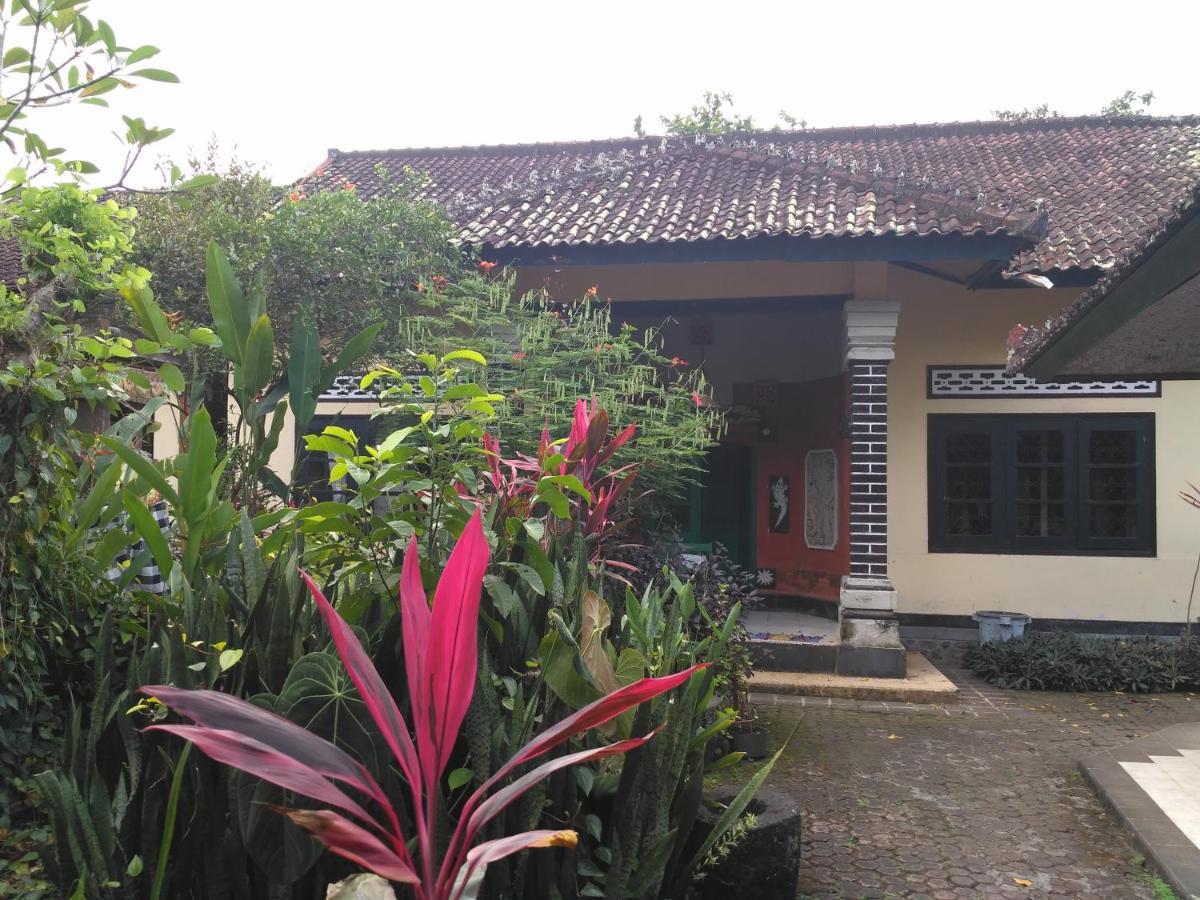 Dhangin Taman Karangasem Екстериор снимка