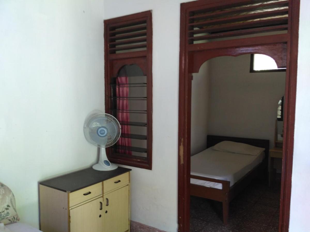 Dhangin Taman Karangasem Екстериор снимка