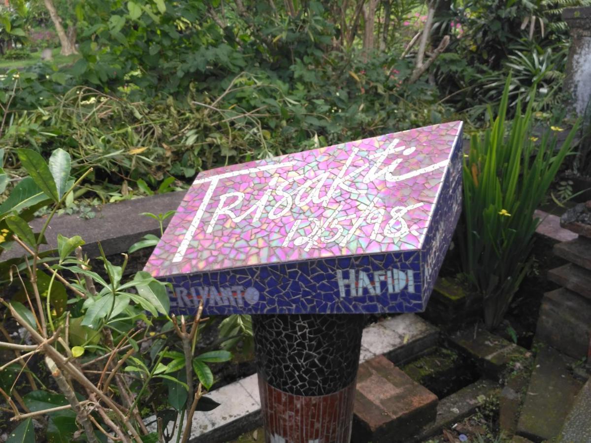 Dhangin Taman Karangasem Екстериор снимка